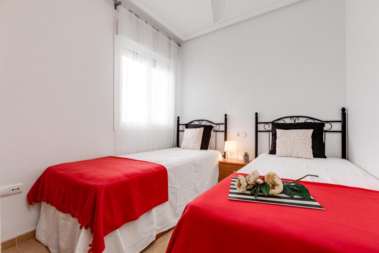 Sunny Casita, Torrevieja, Modern 2 Bed Top Floor Apartment Exterior foto